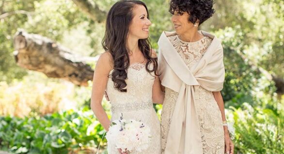 Dress or Pants: What to Wear as the Mother of the Bride?