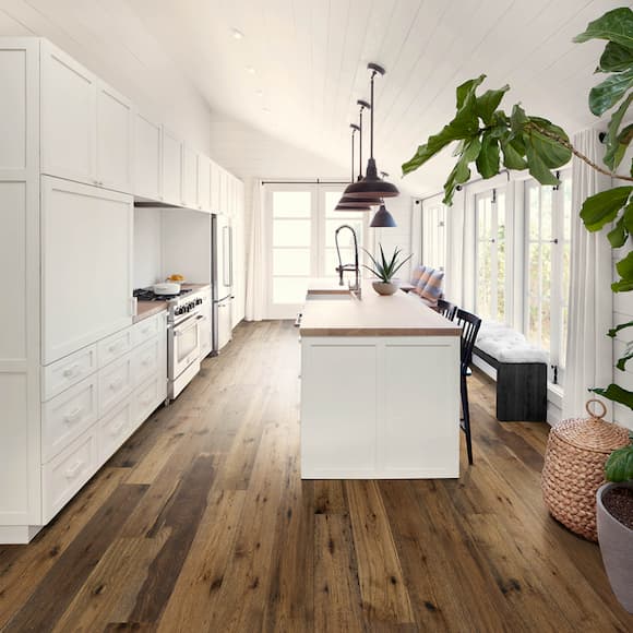 Kitchen Wood Vs Vinyl Laminate, What Is The Best Type Of Hardwood Flooring For A Kitchen