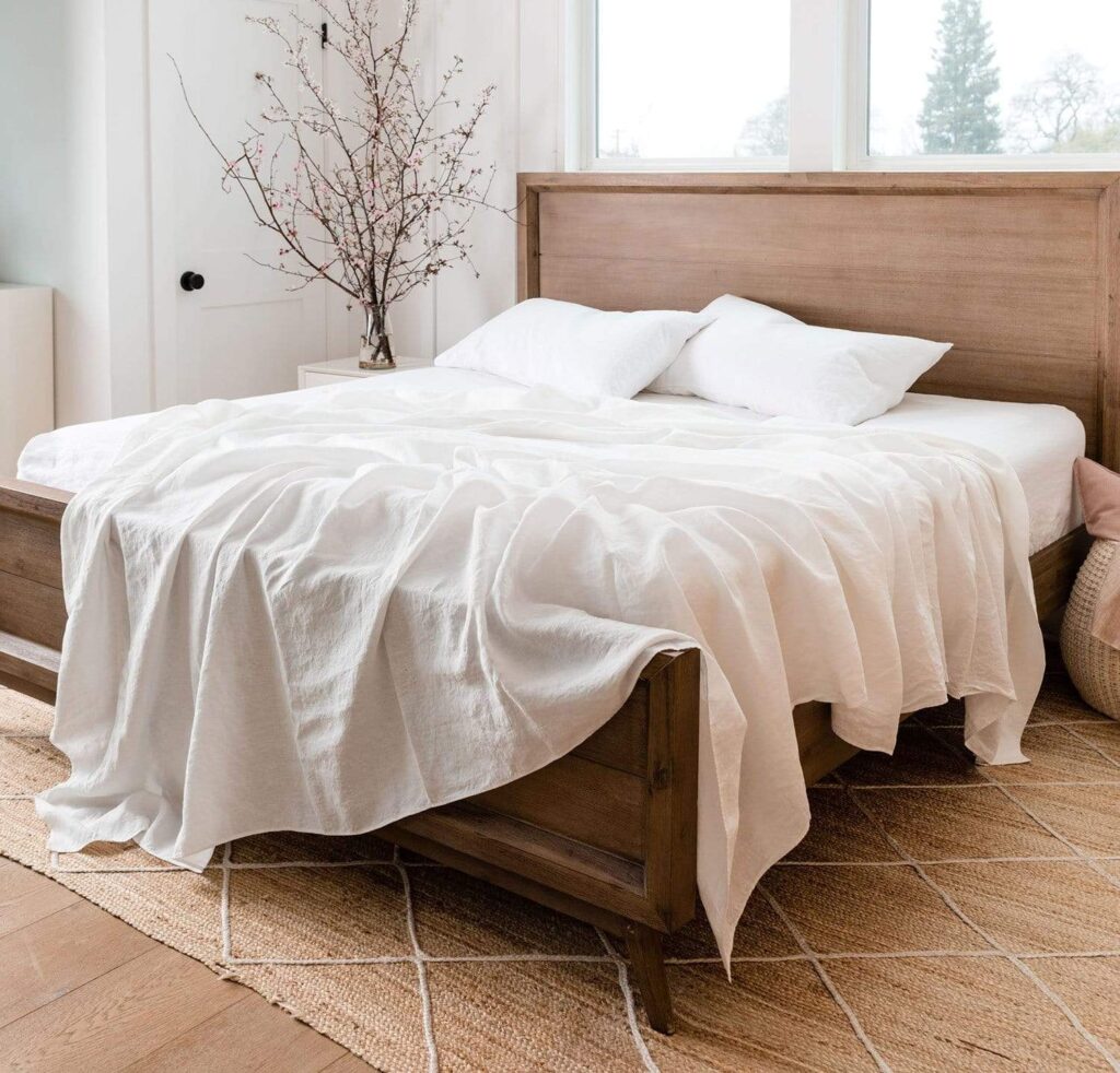 Linen is a natural fabric derived from the flax plant's stalks. For decades, luxury linen sheets have been the go-to option for elite bedding feeling. Due to the complicated woven structure of the fabric, which is generally thicker and longer than cotton fabric, linen sheets provide a smooth and pleasant feel. These long-lasting linens become softer with each washing and will endure for years. Linen is an ideal material for luxury bedding goods such as sheets, duvets, pillows, and other accessories. Because of its durability and hypoallergenic properties, it is a popular option for many.
