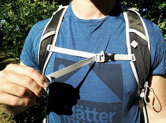 Front view of shoulder straps and hipbelt on backpack