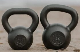Home Gym Equipment: Kettlebells Vs Dumbbells